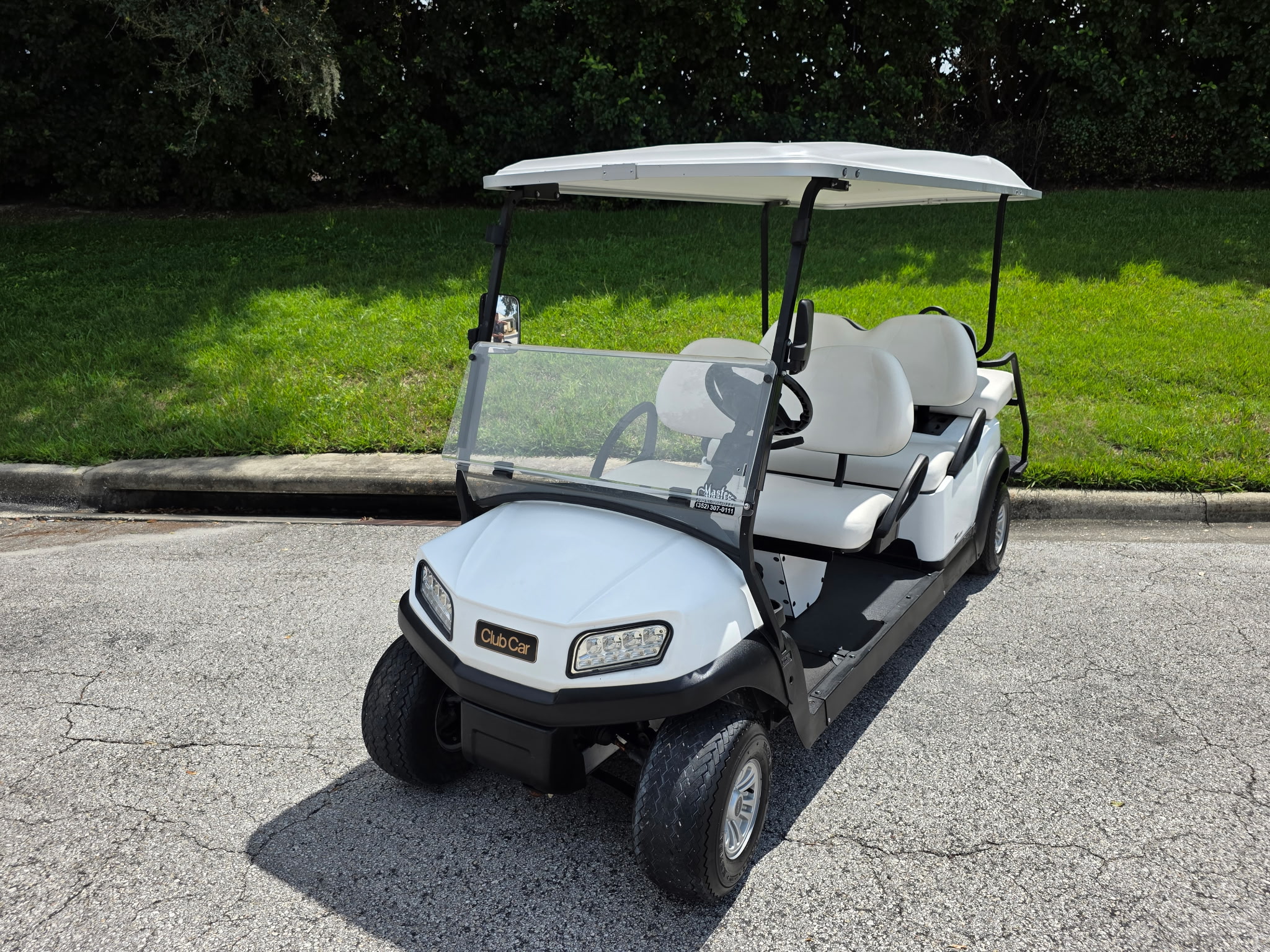 6-Passenger Golf Cart Sawgrass Grove