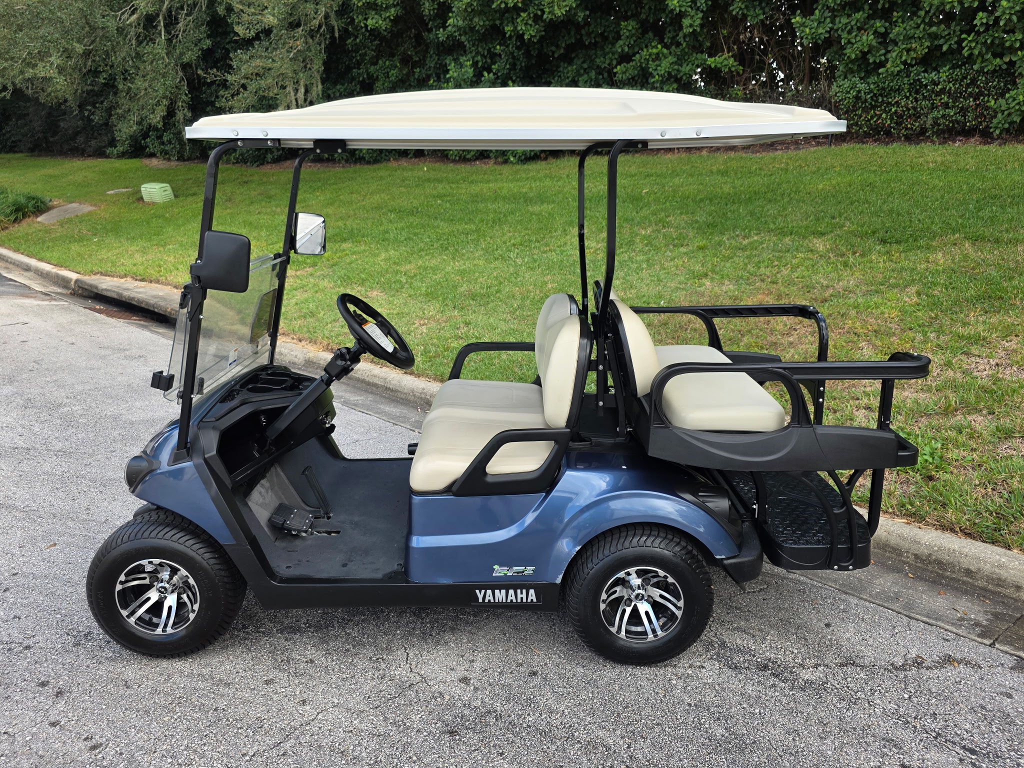 4-Passenger Gas Golf Cart - Driver Side